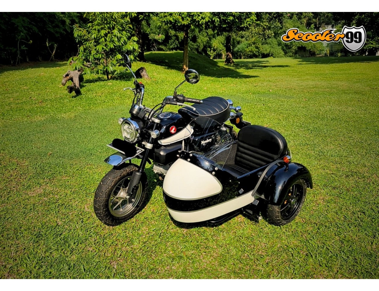 Sidecar Kit for Honda Monkey | Black & Ivory Classic Edition by Scooter99
