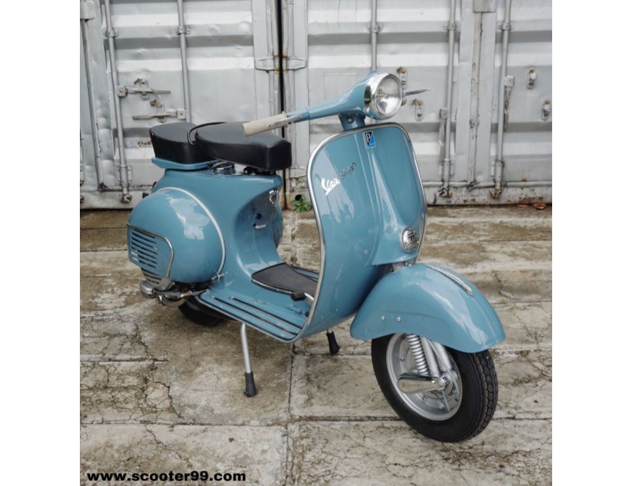 Vespa 150 Medium Blue Classic