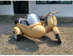 Vespa 150 with Sidecar Brown Vintage Classic Vespa 150 with Sidecar Brown Vintage Classic
